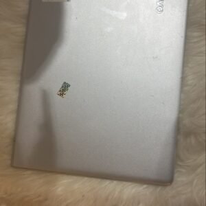 Lenovo Ideapad 710S core i7 8gb RAM 256SSD