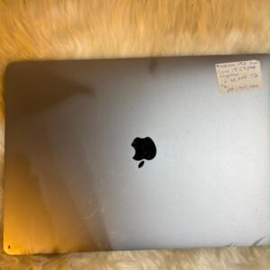 Apple MacBook Pro 15 inch core i7 16Gb Ram 1Tb SSD