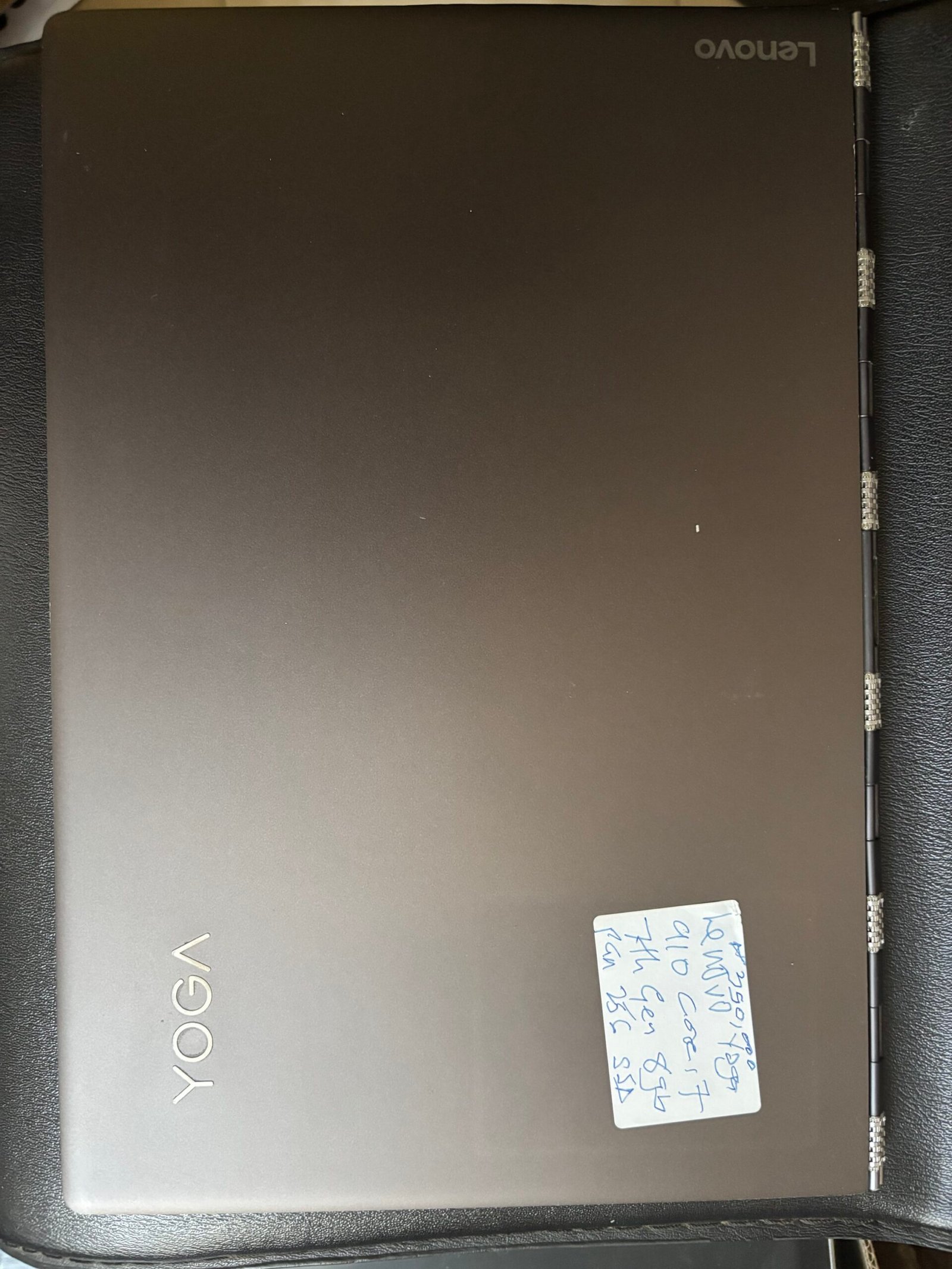Lenovo Yoga 910 core i7 7th GEN 8gb RAM 256SSD